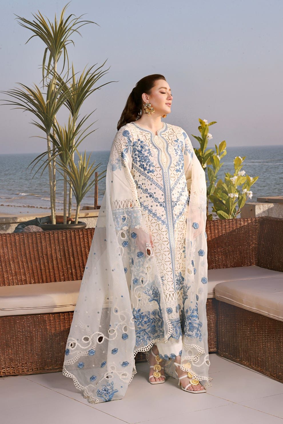 3PC EMBROIDERED LAWN SUIT AA-8