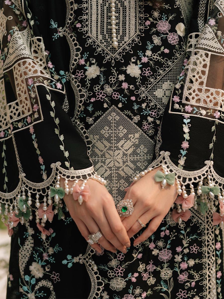 3PC EMBROIDERED LAWN SUIT AA-13