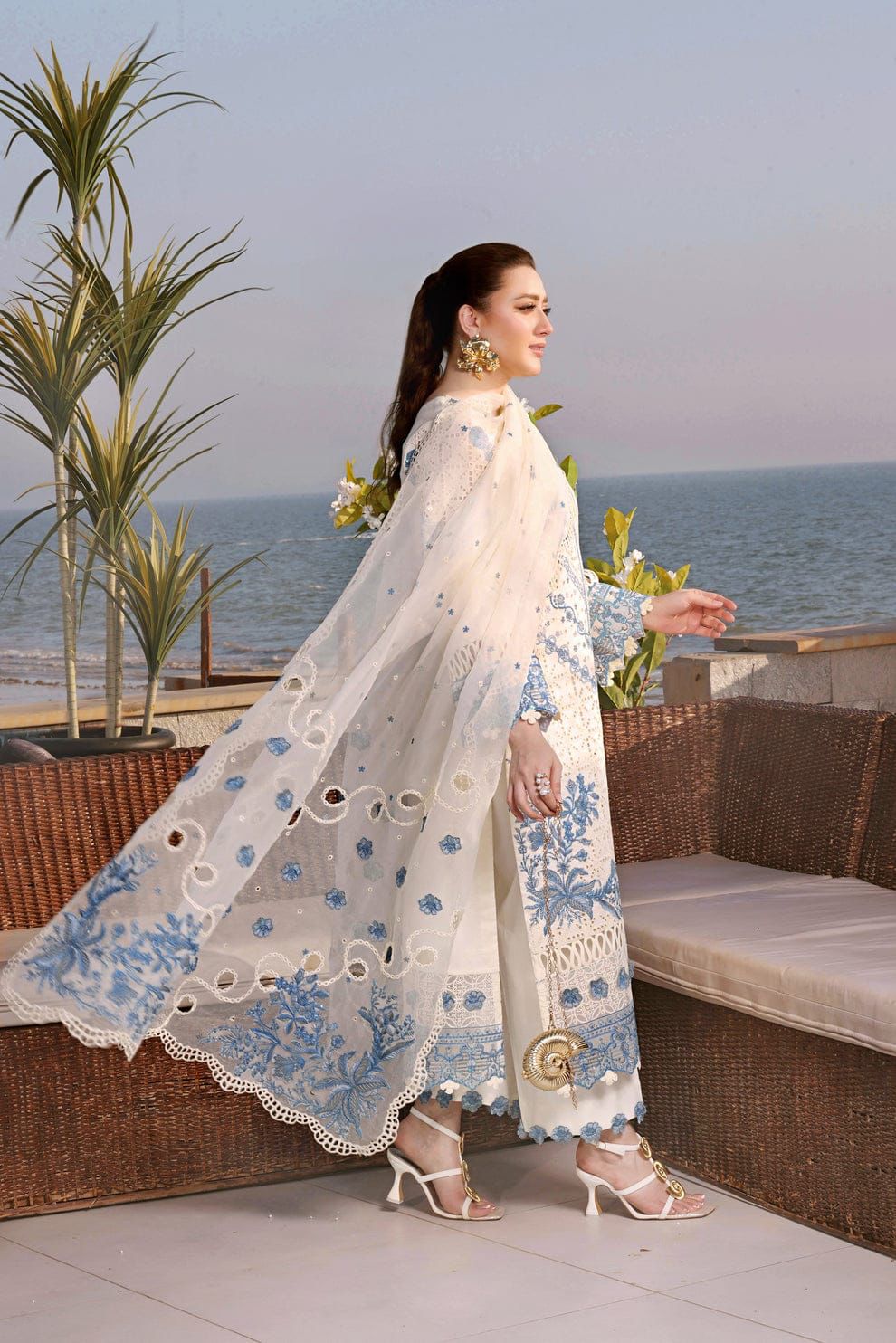 3PC EMBROIDERED LAWN SUIT AA-8