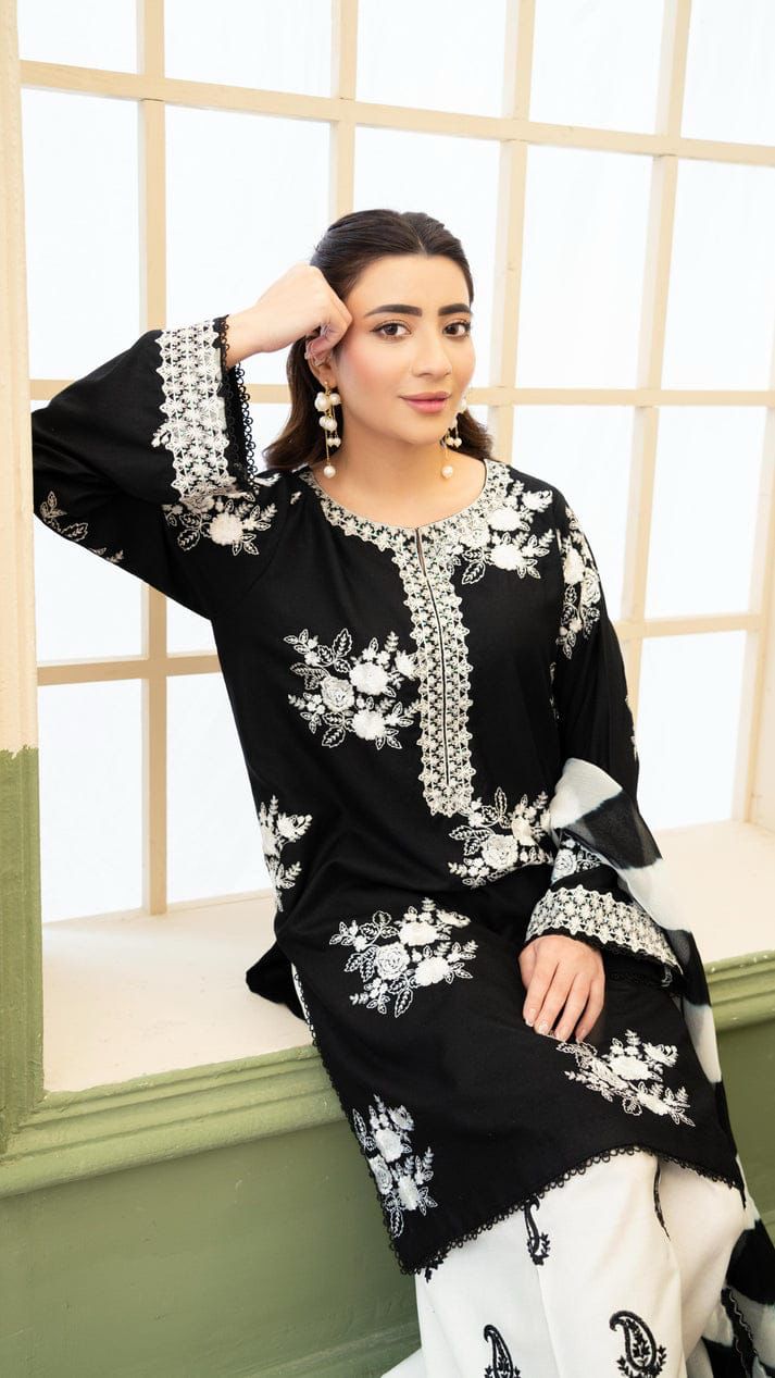 3PC EMBROIDERED LAWN SUIT AA-9