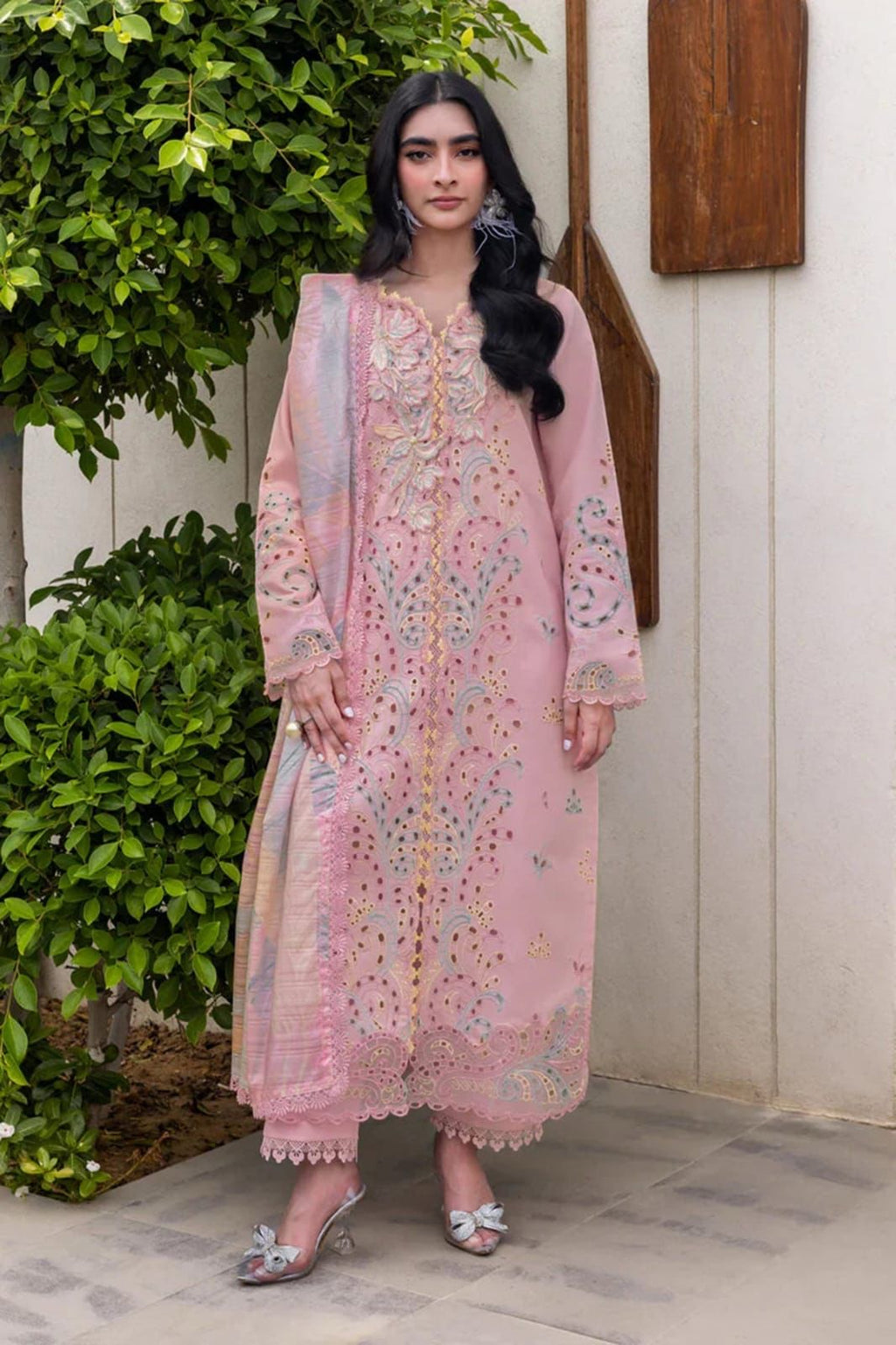 3PC EMBROIDERED LAWN SUIT AA-6